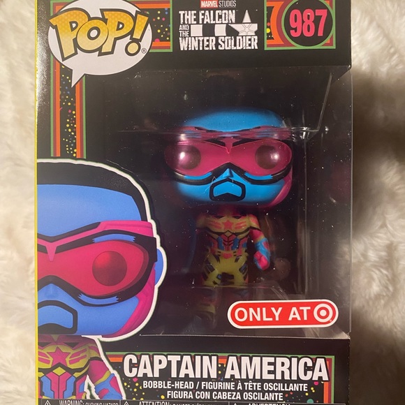 Black Light Captain America #987 Funko Pop